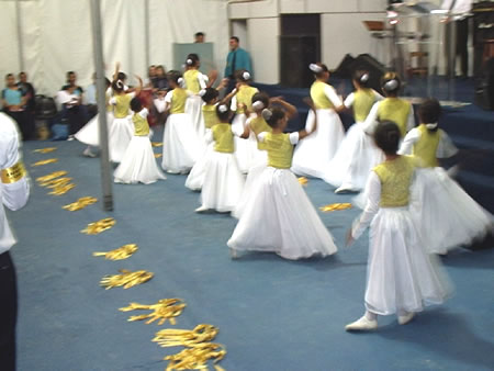 Lion Dance Baby - Meninas